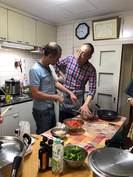 フランス語飛び交う食堂