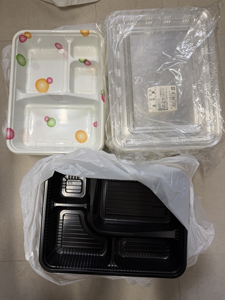 2月のご支援品2/13　弁当容器、アルミカップ等