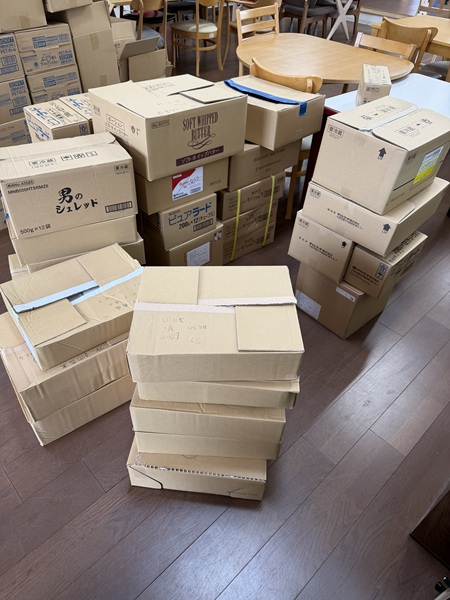 4月のご支援品4/24　バター、チーズ、マーガリン