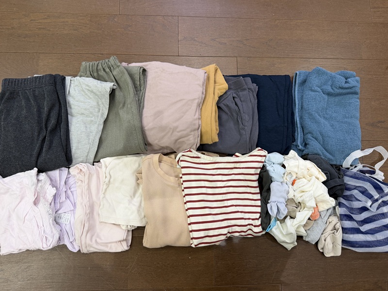 9月のご支援品9/3　洋服