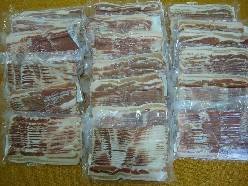 2月のご支援品 豚肉、お酢