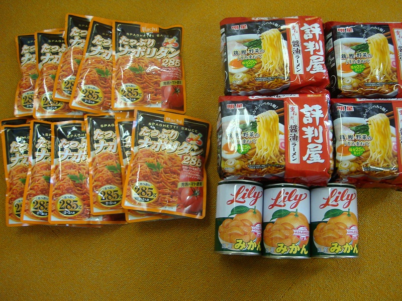 4月のご支援品 4/6みかん缶、インスタント麺等