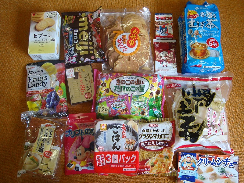 4月のご支援品 4/16お菓子、お茶等