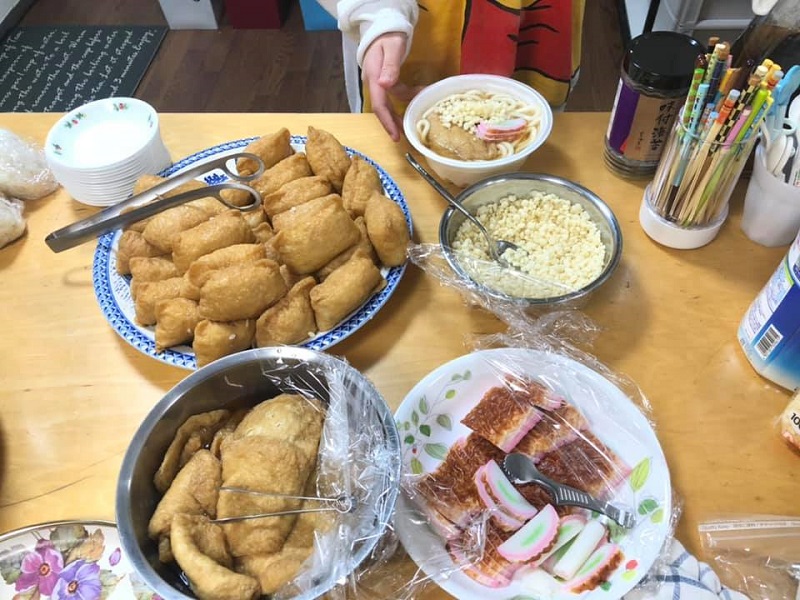 きつねうどんといなり寿司の揚げ揚げ祭り