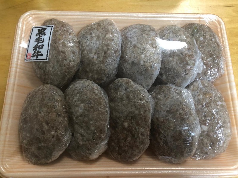 ハンバーグが本日のメイン