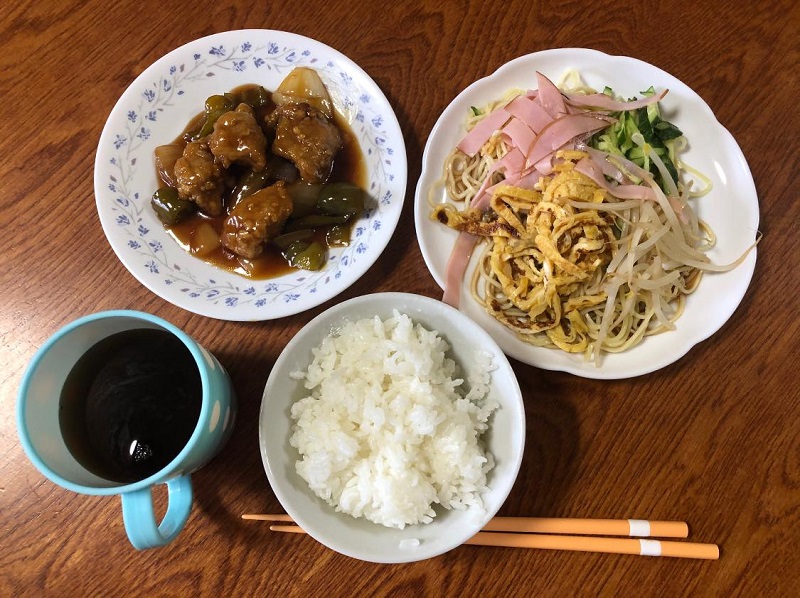 大量のキットカット